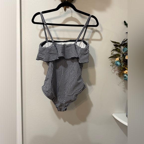Kona Sol Navy and White Checkered Ruffled Neckline Swimsuit size Large - Picture 3 of 6